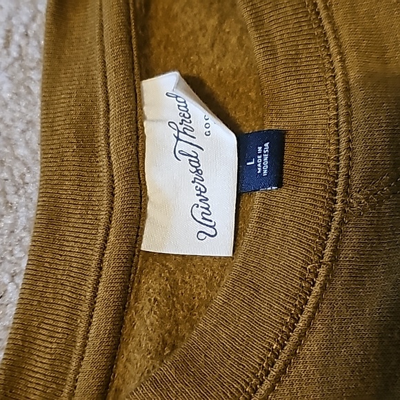 Universal Thread Sweater - Picture 2 of 4